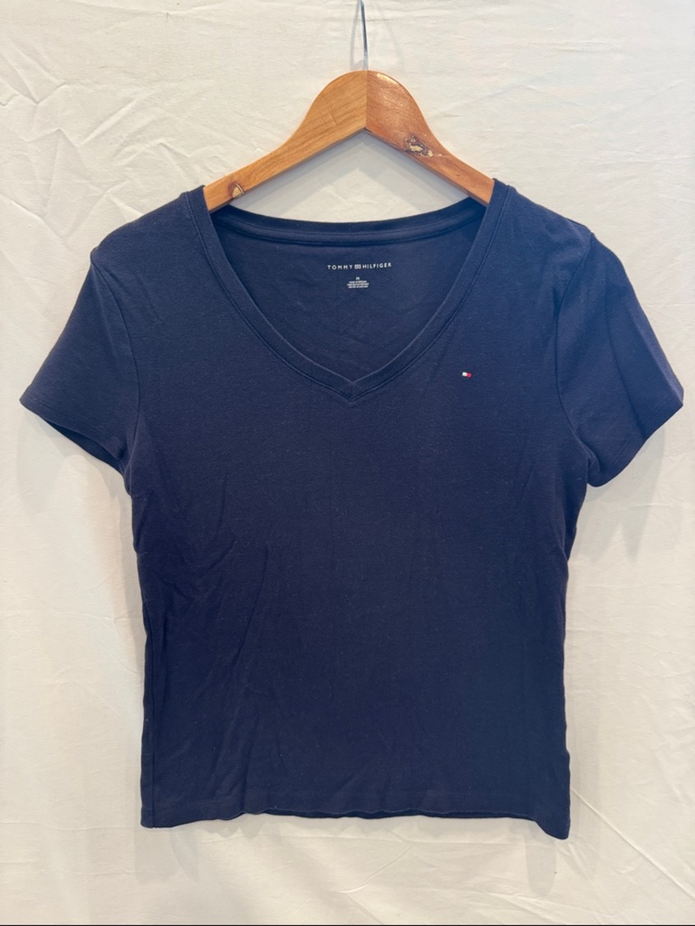 Tommy Hilfiger Navy Blue Cotton V-Neck Short Sleeve Tee with Flag Logo, Size
